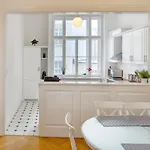 Charles Bridge Premium Residence 4*