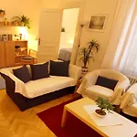 Charles Bridge Premium Residence Aparthotel Prag