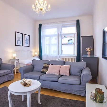 Charles Bridge Premium Residence Aparthotel Prag
