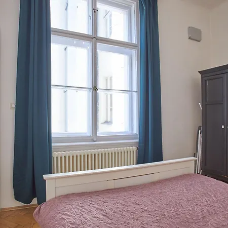 Aparthotel Charles Bridge Premium Residence