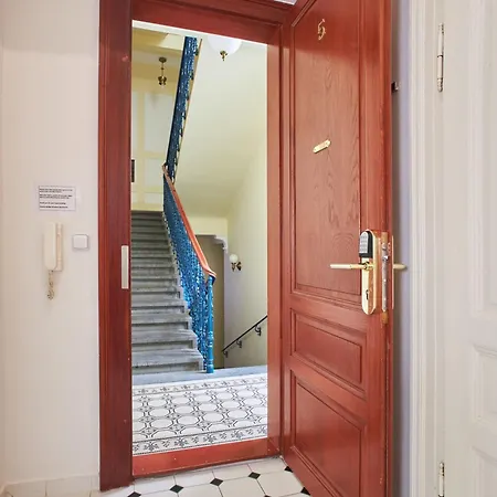 Aparthotel Charles Bridge Premium Residence Prag