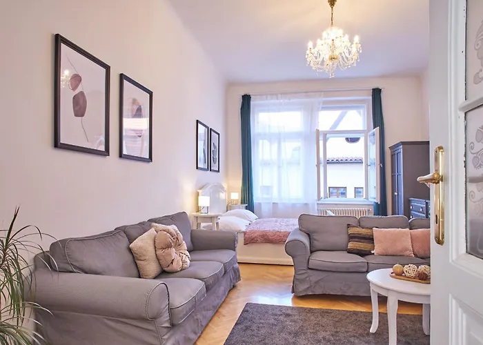 Charles Bridge Premium Aparthotel 4*