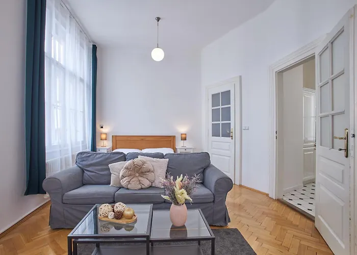Charles Bridge Premium Aparthotel