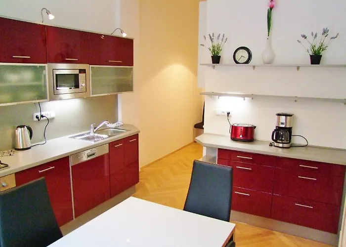 Charles Bridge Premium Aparthotel Praga
