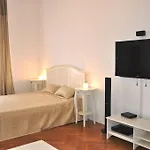 Charles Bridge Premium Apartmanhotel 4*