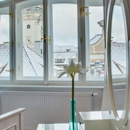 Aparthotel Charles Bridge Premium Residence 4*