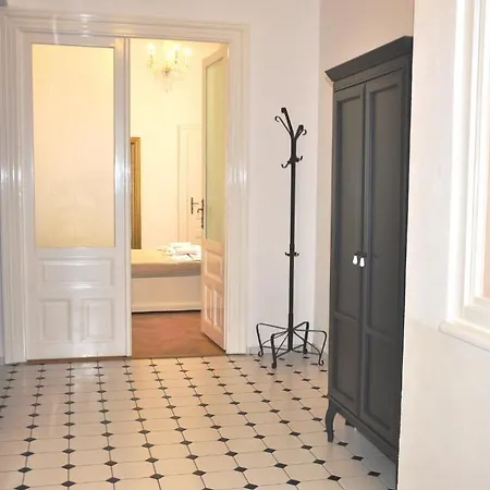Charles Bridge Premium Residence Aparthotel 4*
