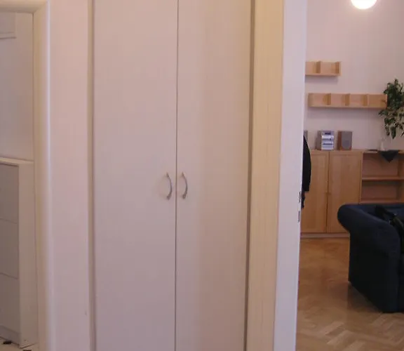 Charles Bridge Premium Residence Prag