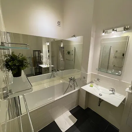 아파트호텔 Charles Bridge Premium 4*