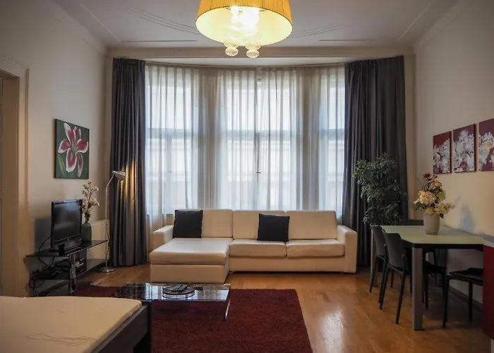 Charles Bridge Premium Apartmanhotel