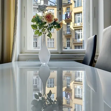 Charles Bridge Premium