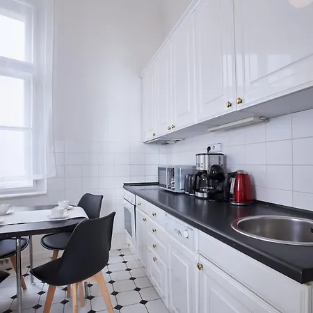 Aparthotel Charles Bridge Premium 4*