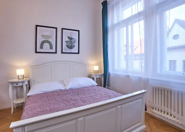 Apartahotel Charles Bridge Premium Praga